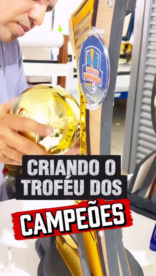 Capa do Reel: Produção de premiações personalizadas
